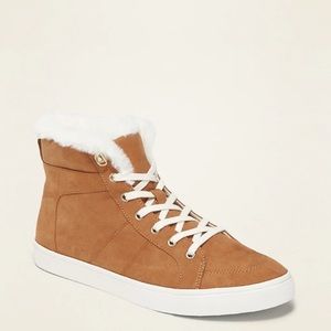 Old Navy's Sueded Faux-Fur casual shoes
